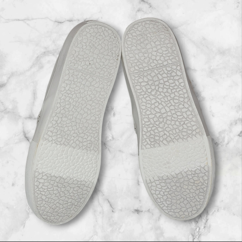 Michael Kors Youth Size 4, White/Gold - Picture 2 of 5